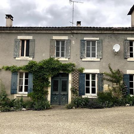 Maison Verdeau Yviers 외부 사진